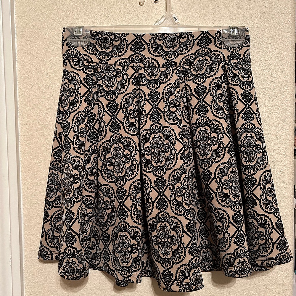 I.Joah Tan Patterned Skirt